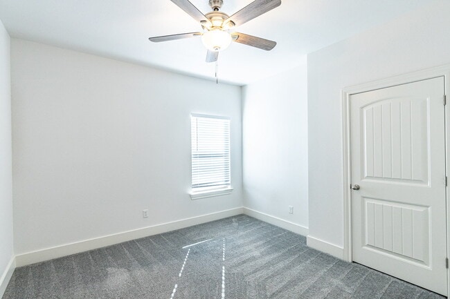 Building Photo - Like New Home in South West Lubbock!