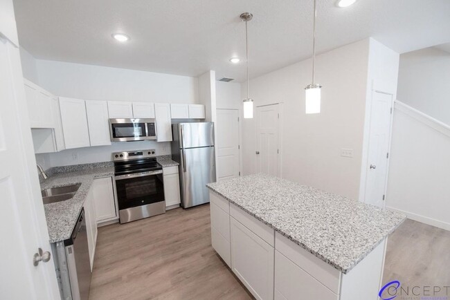 Building Photo - Sienna Village Townhomes