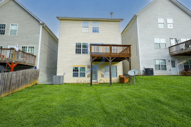 Building Photo - Move in before January 31st and choose your reward: a $250 Amazon Gift Card or a 55" Smart TV!