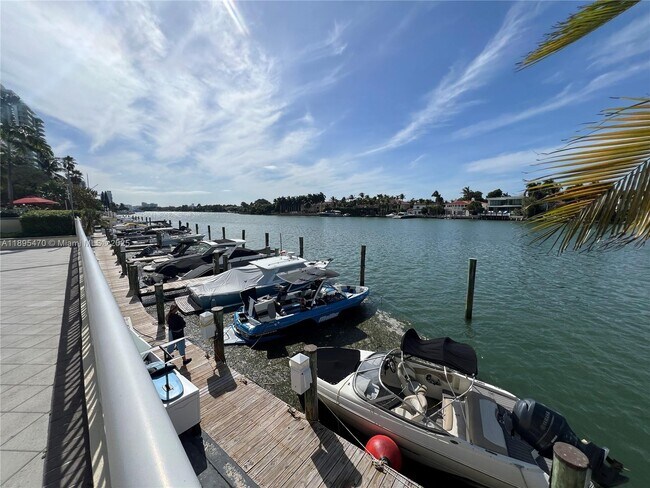 Building Photo - 5600 Collins Ave