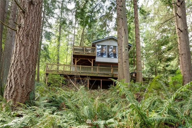 Building Photo - 62 Louise View Dr