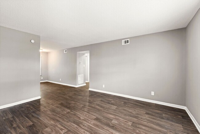 Building Photo - 3 Bedroom Availability