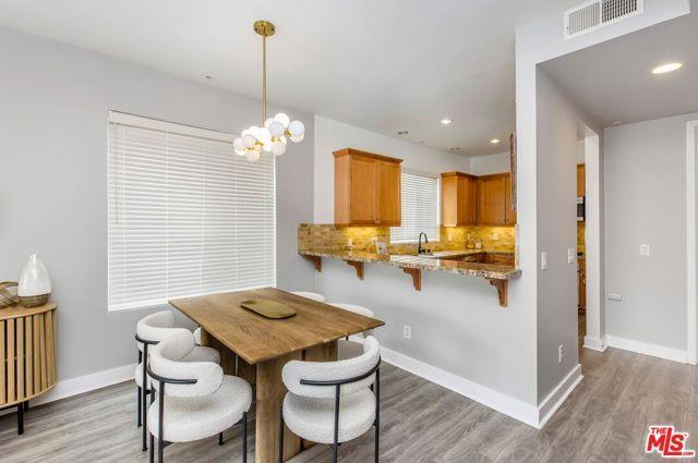 Building Photo - 11851 Laurelwood Dr