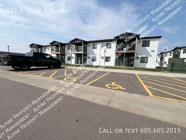Building Photo - 413 S Cliff Ave