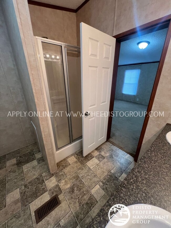 Building Photo - Charming 3-Bed, 2-Bath Country Home on 1.2 Acres – Near Bamberg & Orangeburg