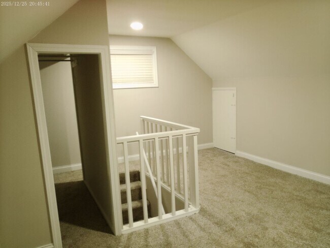 Building Photo - 505 Beechwood Rd