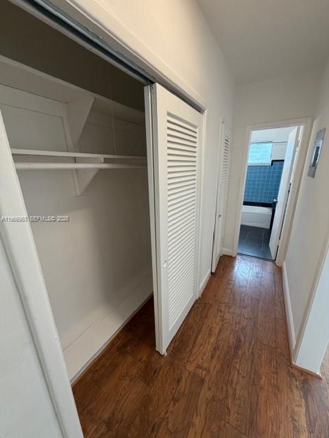 Building Photo - 9300 E Bay Harbor Dr