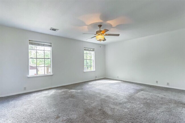 Building Photo - 21218 Somerset Park Ln