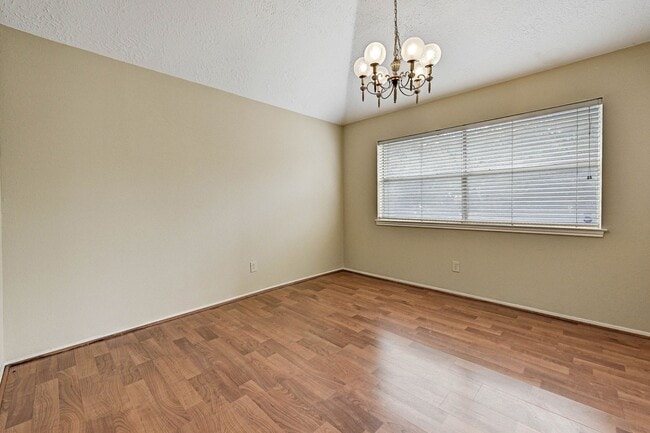 Building Photo - 19803 Lions Gate Ct