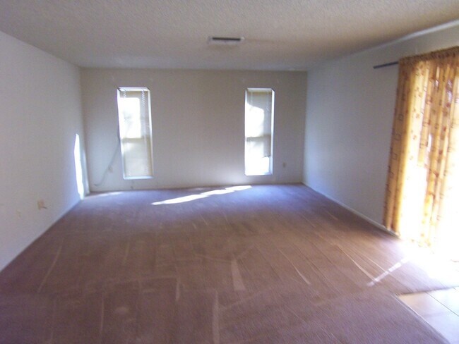 Building Photo - 3-Bedroom in Ahwatukee