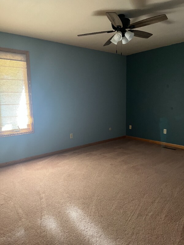 Building Photo - 2702 Parklake Ct