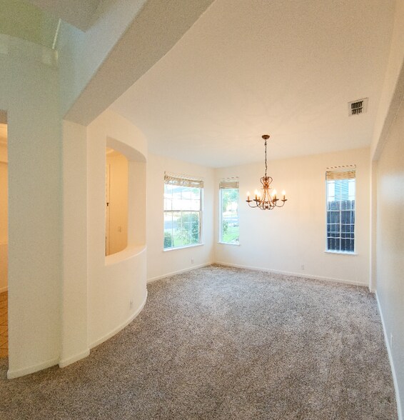 Building Photo - 5338 Brookfield Cir