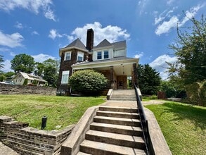 Building Photo - 212 N Highland Ave