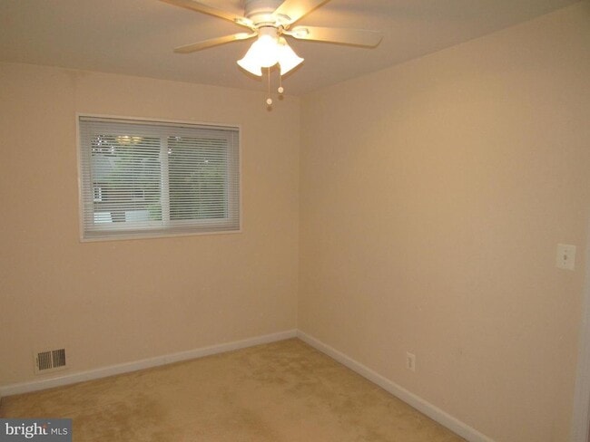 Building Photo - 121 E Glendale Ave