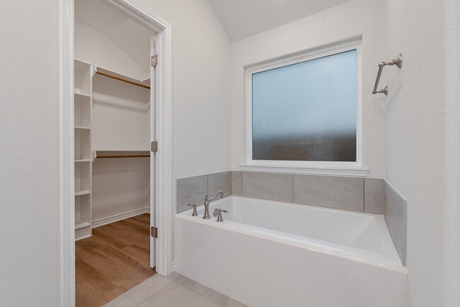 Building Photo - 3161 Tarleton Ct