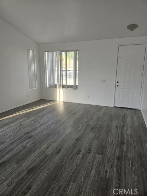 Building Photo - 421 Steiner Dr