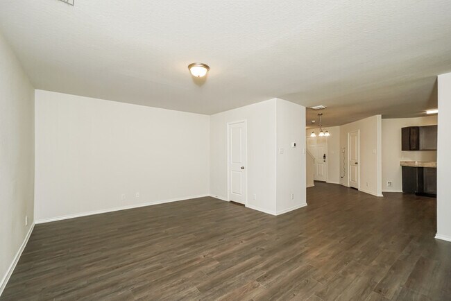 Building Photo - 9422 Somers Bend