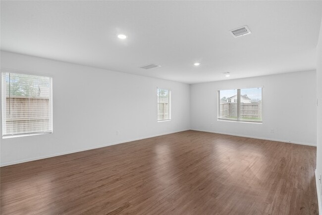 Building Photo - 3034 Twisted Myrtle Dr