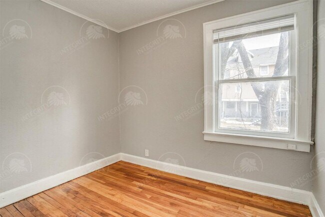Building Photo - 3708 E 61st St