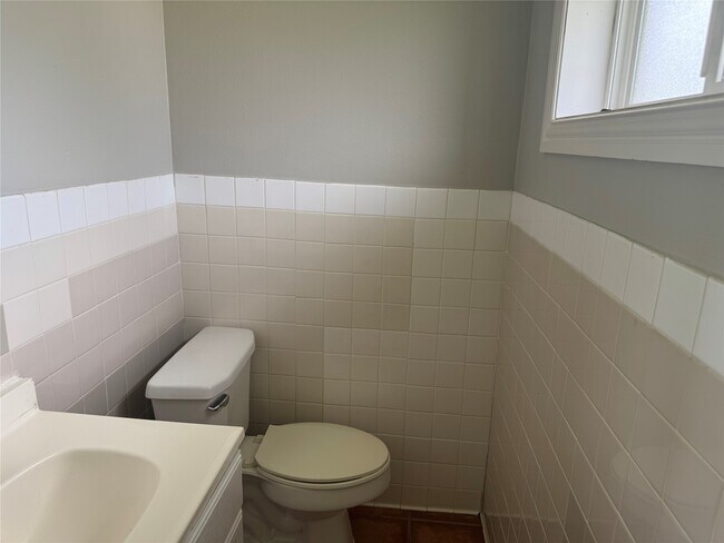 Building Photo - 14407 Alkay St