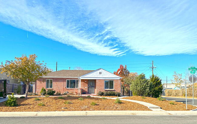 East Facing Driveway - 3871 Harrison St