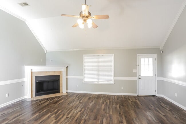 Building Photo - 8036 New Castle Cove