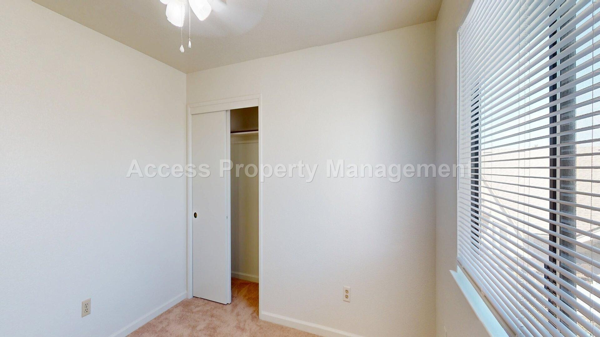 Building Photo - 1535 Springville Way