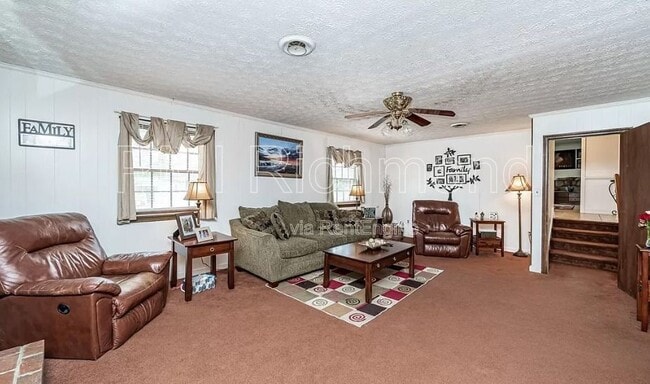 Building Photo - 304 Windmere Dr