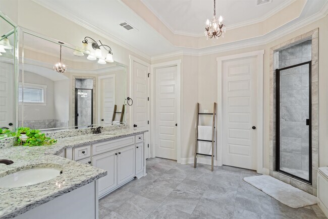 Building Photo - 4513 Chestnut Hill Dr