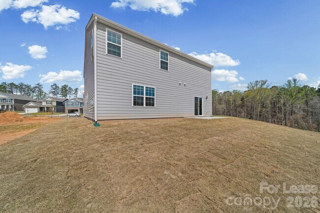 Building Photo - 204 Calvin Crk Dr