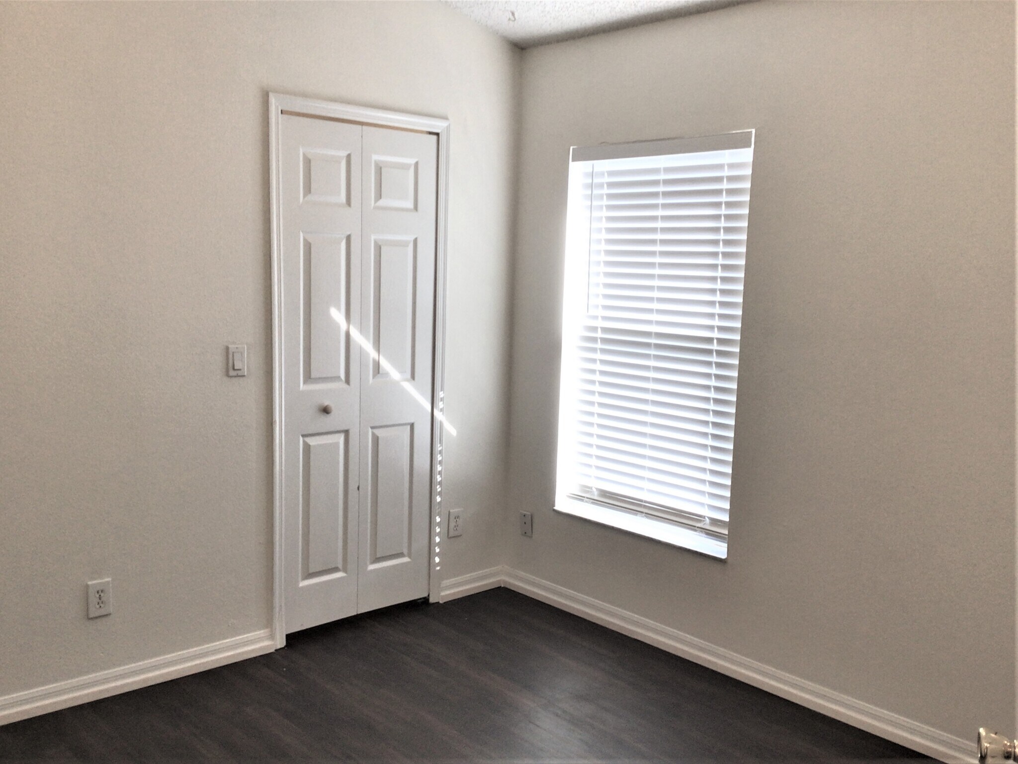 Building Photo - 882 Grand Hughey Ct