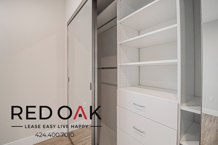 Building Photo - 5550 Bonner Ave