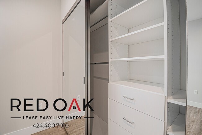 Building Photo - 5550 Bonner Ave