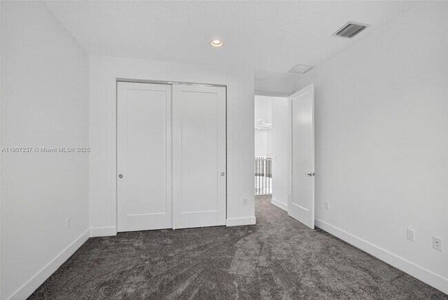 Building Photo - 8215 Crystal Downs Ave