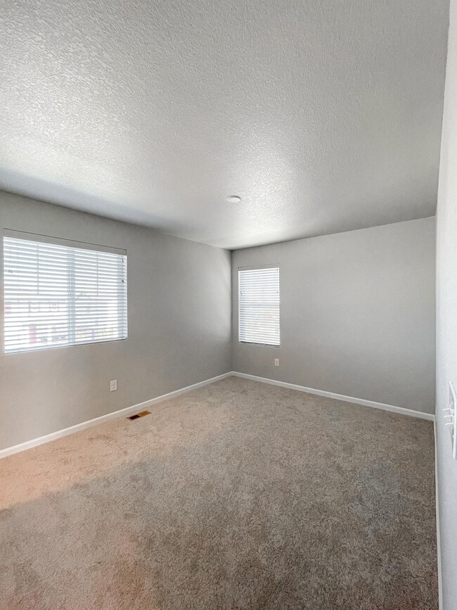 Building Photo - 27226 E Bayaud Ave