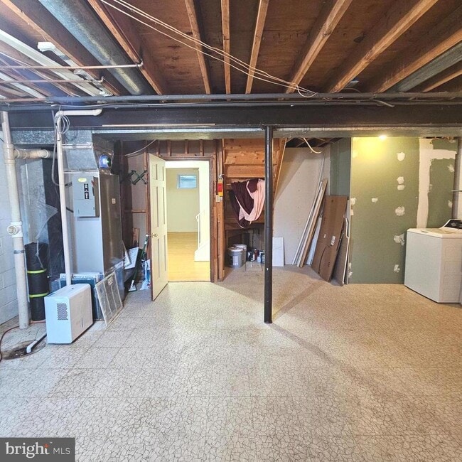 Building Photo - 7034 Bradwood Ct