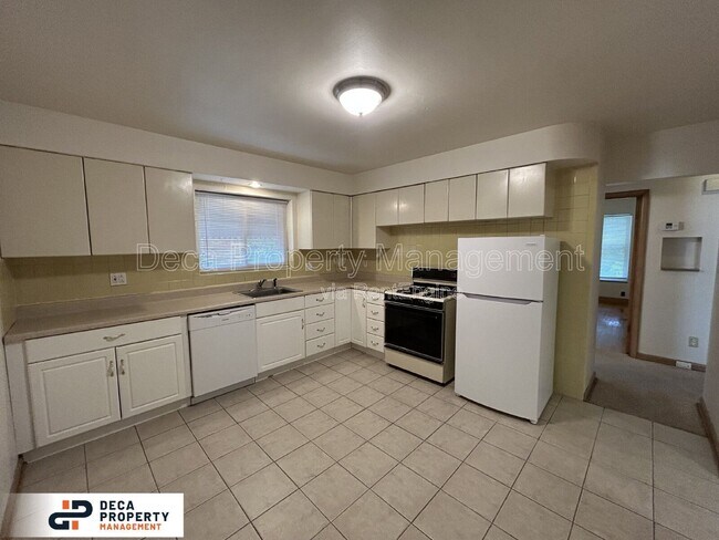 Building Photo - 1131 Claytonia Terrace