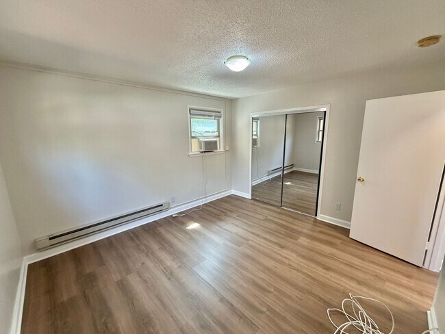 Building Photo - Arlington Gazebo Love, One Bedroom Close to Everything near Ballston