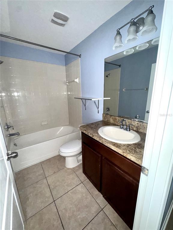 Building Photo - 2120 Song Sparrow Ct