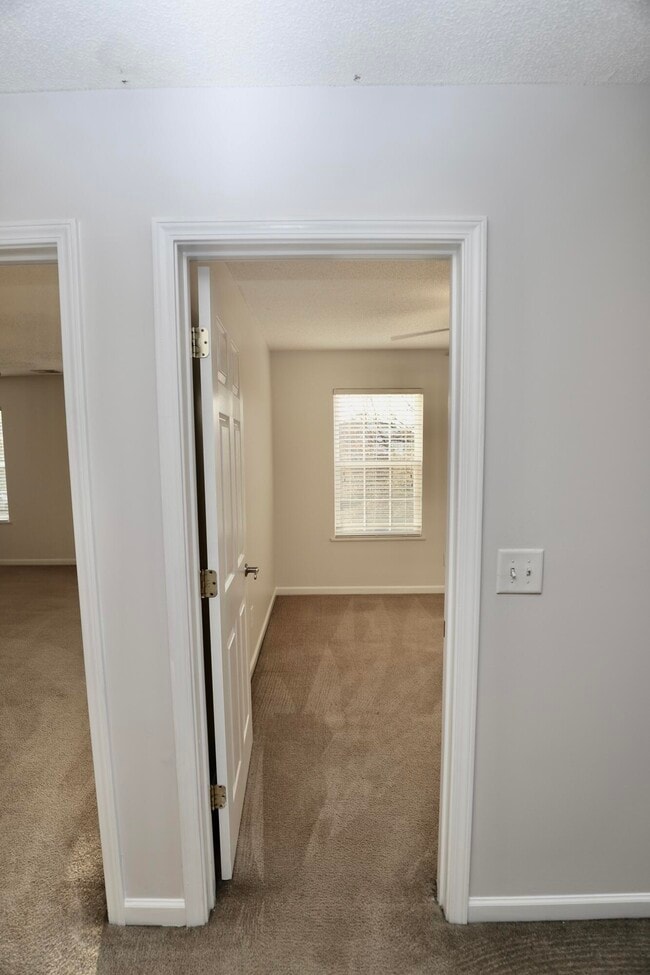 Building Photo - 1749 Mossberg Dr