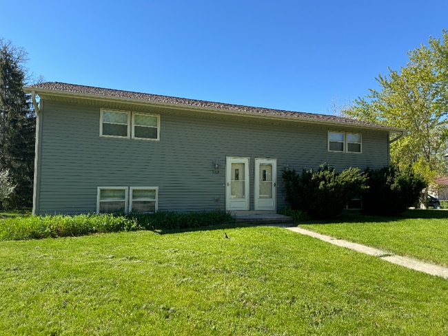Building Photo - 153-155 W Paradise Dr