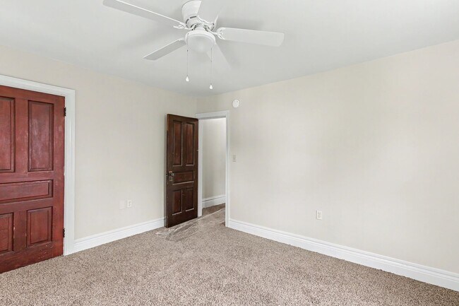 Building Photo - 145 15th St