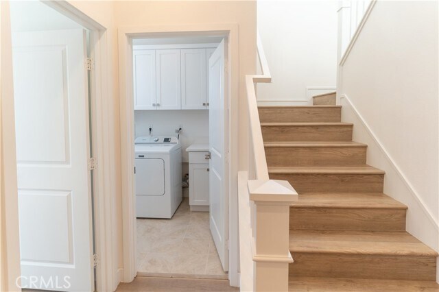 Building Photo - 301 Baluster