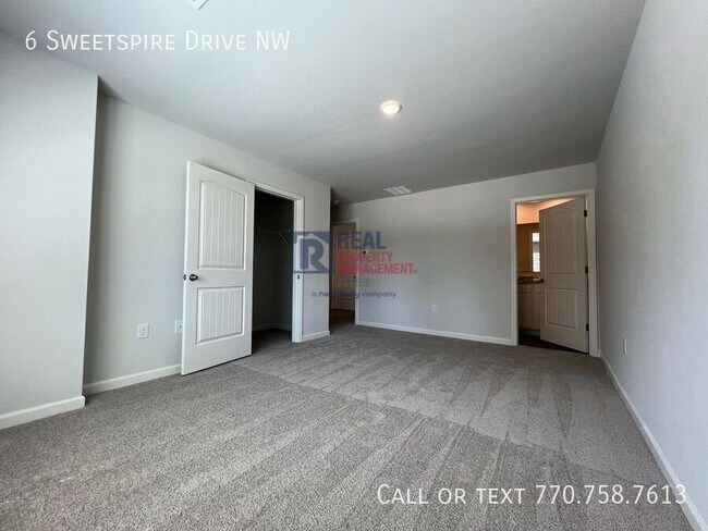 Building Photo - 6 Sweetspire Dr