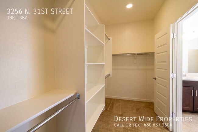 Building Photo - 3256 N 31st St