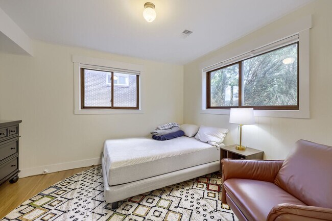 Building Photo - South Boulder Stunner | Fully Remodeled 4BD Retreat with Incredible Backyard - Available August 1!