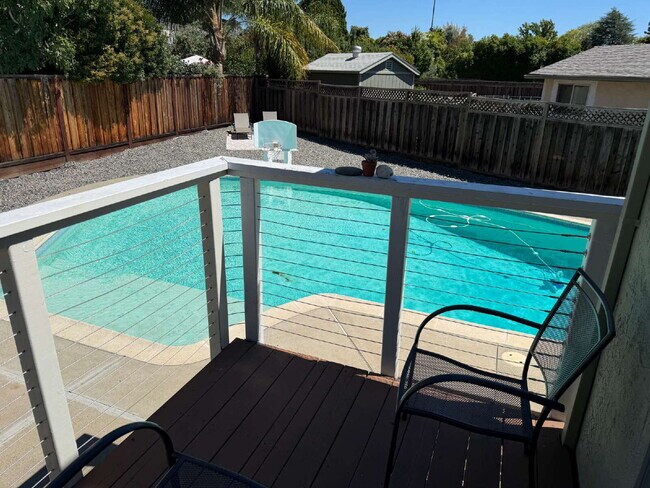 Building Photo - "Charming Walnut Creek Retreat: Spacious 4-Bedroom Home with Elegant Granite Kitchen, Cozy Firepl...