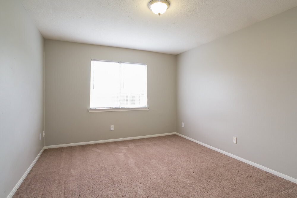 Building Photo - 23623 Prairie Bird Dr