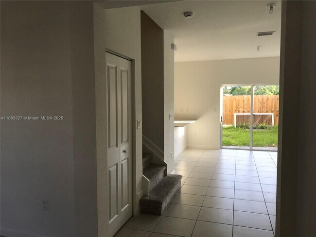 Building Photo - 29236 SW 163rd Ct