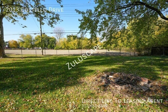 Building Photo - 2013 Costello Dr